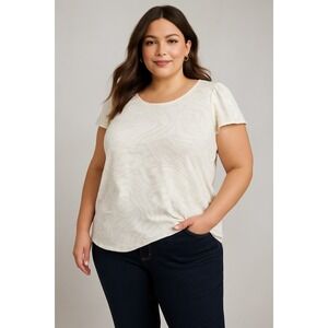 Torrid Top Womens Plus Size 2X White Puff Flutter Sleeve‎ Jacquard Textured Knit